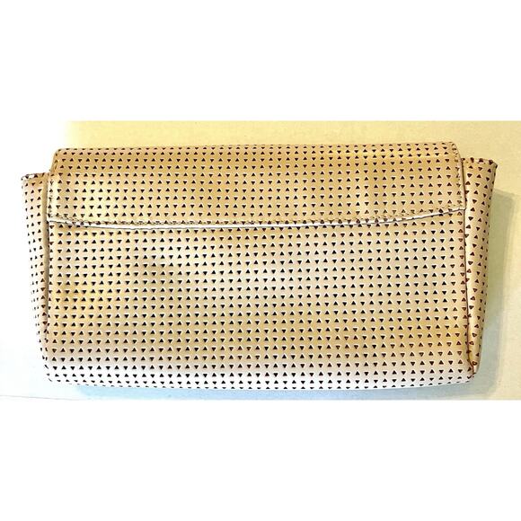 Lauren Merkin | Made In NYC Tan Perforated Magnetic Closure Clutch | 5”x 10” - Picture 5 of 6